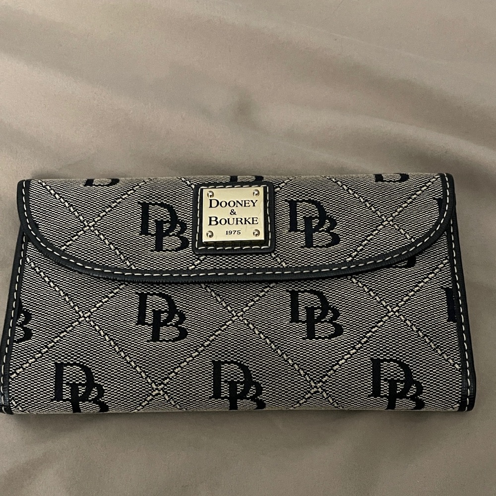 Dooney & Bourke Black and Grey Logo Wallet